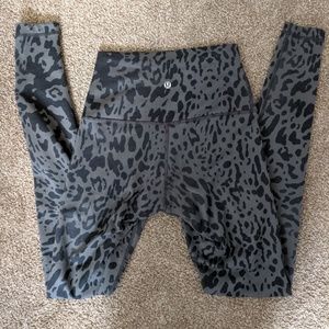 Lululemon leopard print wunder unders